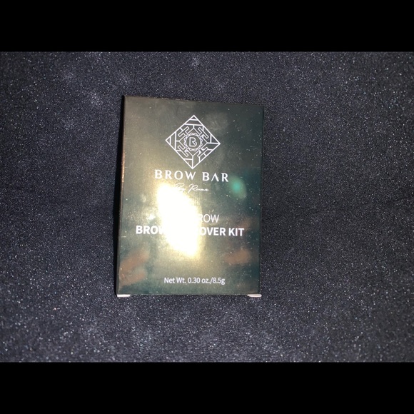 Brow makeover kit “Light” - Picture 2 of 4